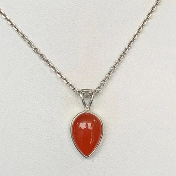 BEAUTIFUL Petite *Carnelian* Teardrop Necklace Pendant | Sterling Silver | NEW - Picture 8 of 9